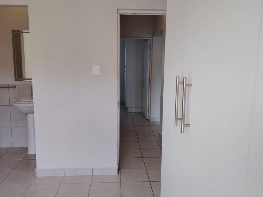 2 Bedroom Property for Sale in Island View Western Cape